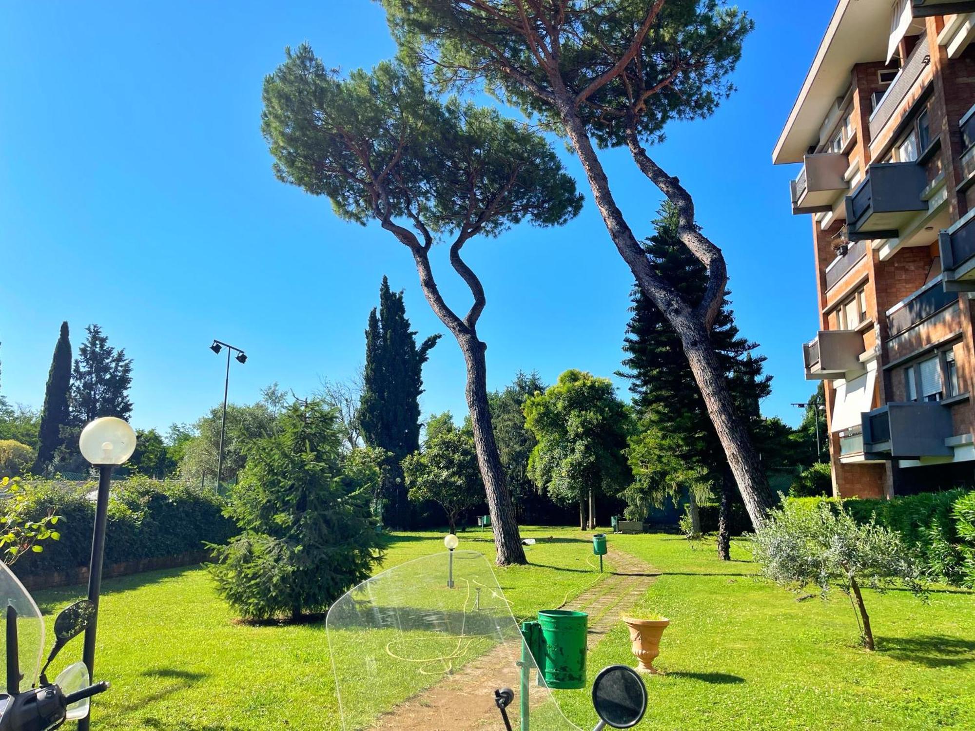 10 Min Vatican Parking&garden * Roma